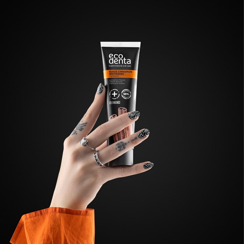 Black Whitening Tandpasta Kaneel 100ml