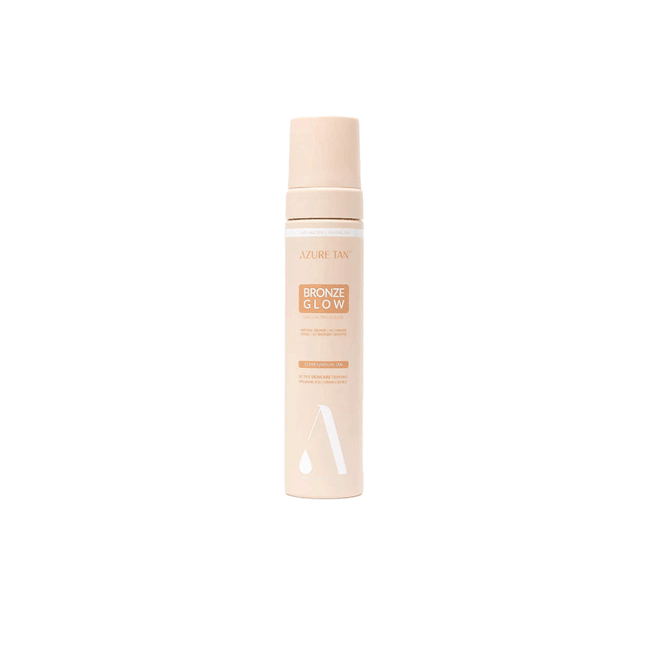 Azure Tan Bronze Glow Self Tanning Mousse: fles met transparante zelfbruiner, verrijkt met hyaluronzuur en vitaminecomplex, voor een natuurlijke gouden gloed zonder afgeven op kleding.